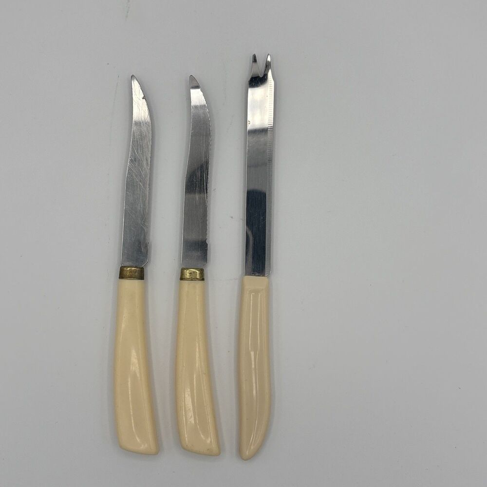 3 Vintage Quikut USA Stainless Steel Knives Cream Bakelite Handles